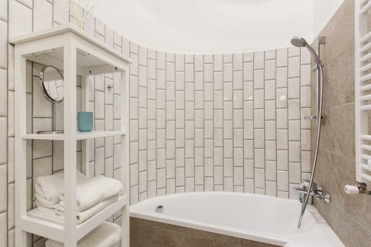 #Stayhere 3Bdr Modern & Stylish Apartment - Heart Of Old Town By Houseys VNO Exterior foto
