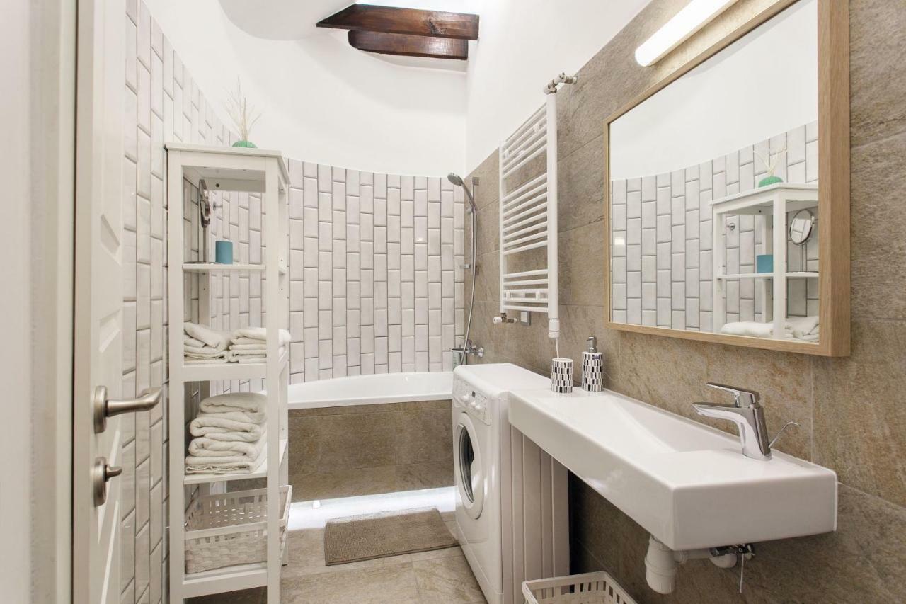 #Stayhere 3Bdr Modern & Stylish Apartment - Heart Of Old Town By Houseys VNO Exterior foto